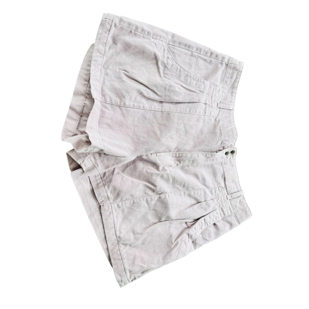 Women's Light pink Shorts Size 16